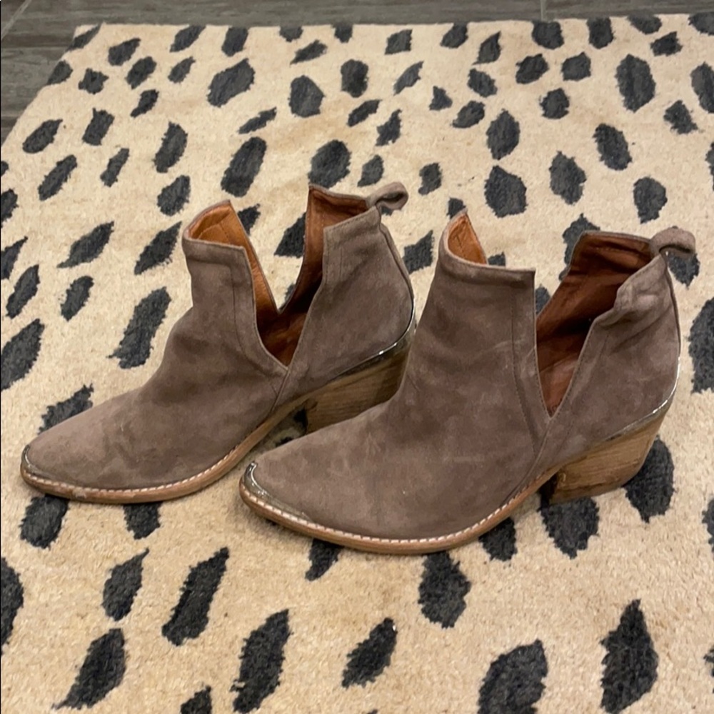 Jeffrey Campbell suede bootie